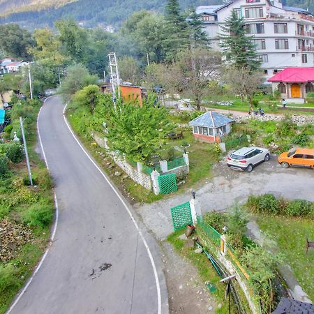 White Mountain Hotel Manāli Buitenkant foto