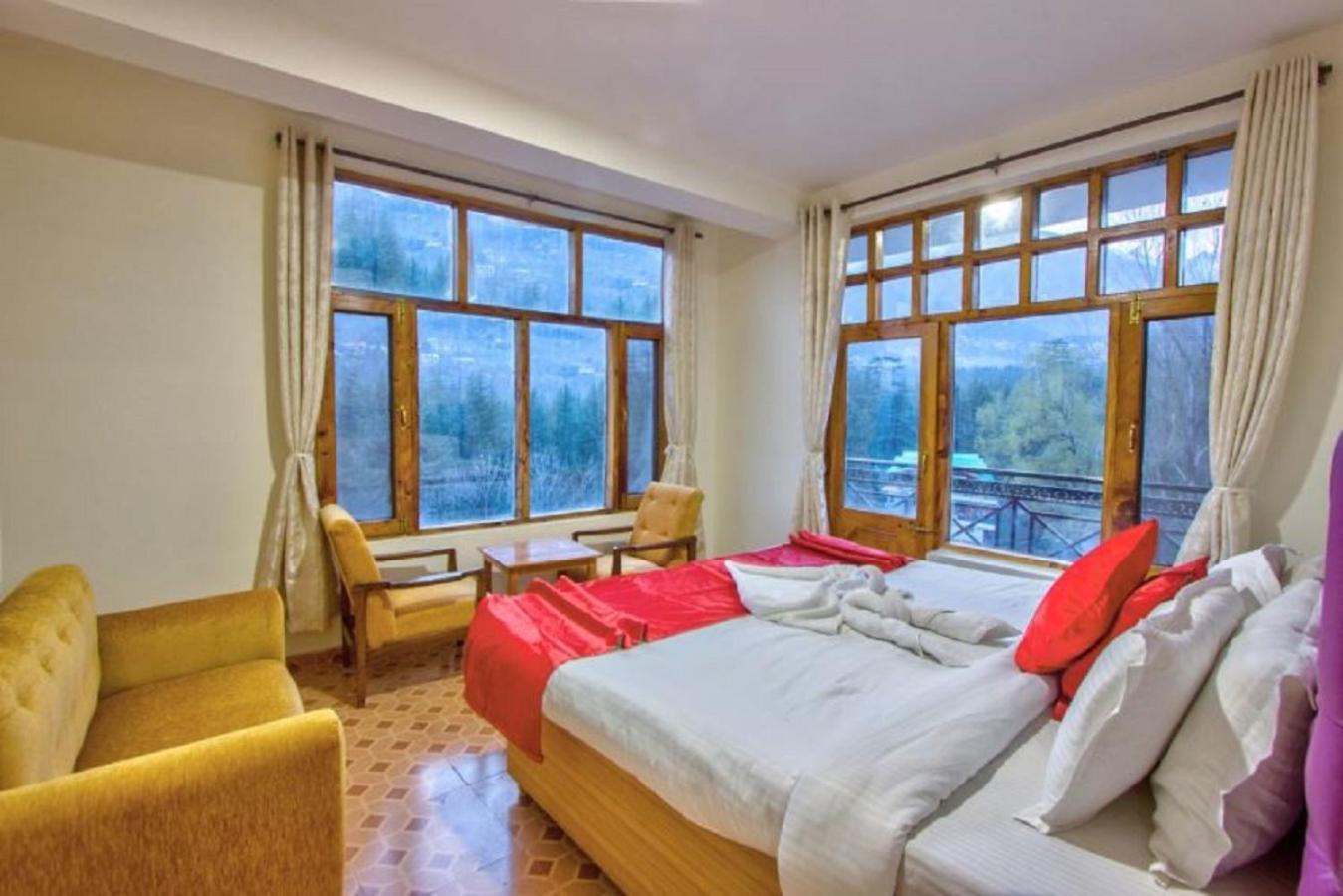 White Mountain Hotel Manāli Buitenkant foto