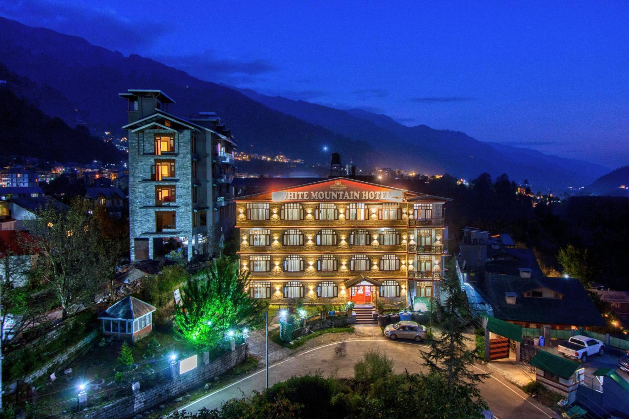 White Mountain Hotel Manāli Buitenkant foto
