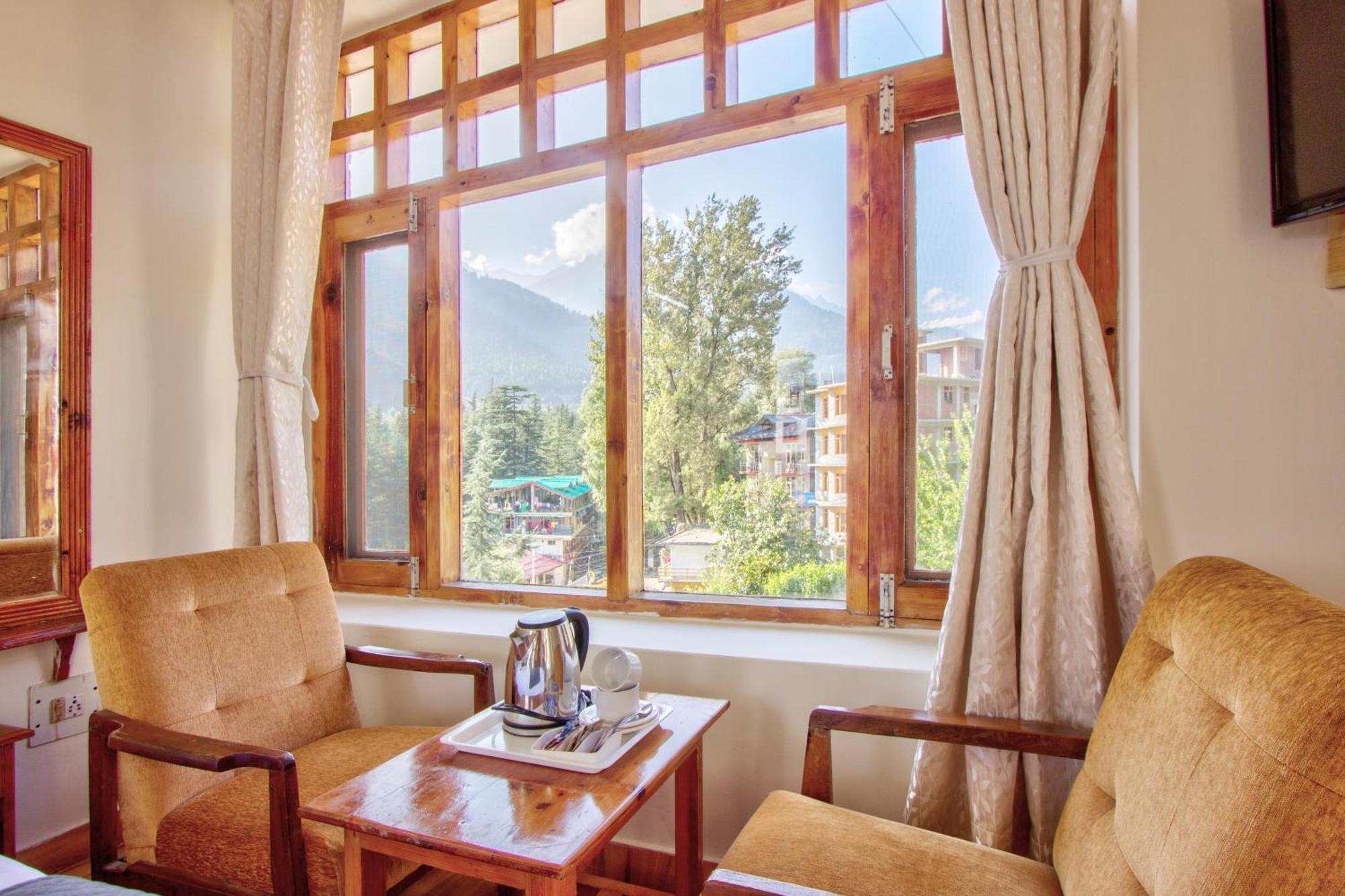 White Mountain Hotel Manāli Buitenkant foto