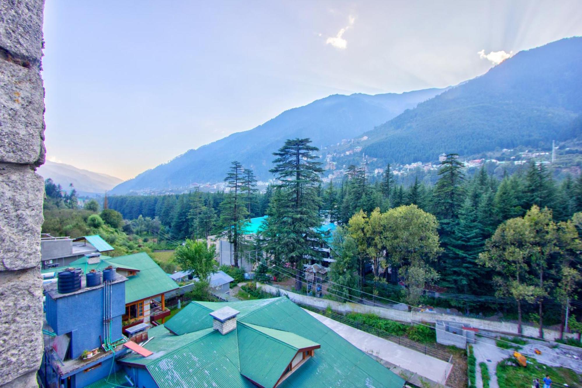 White Mountain Hotel Manāli Buitenkant foto