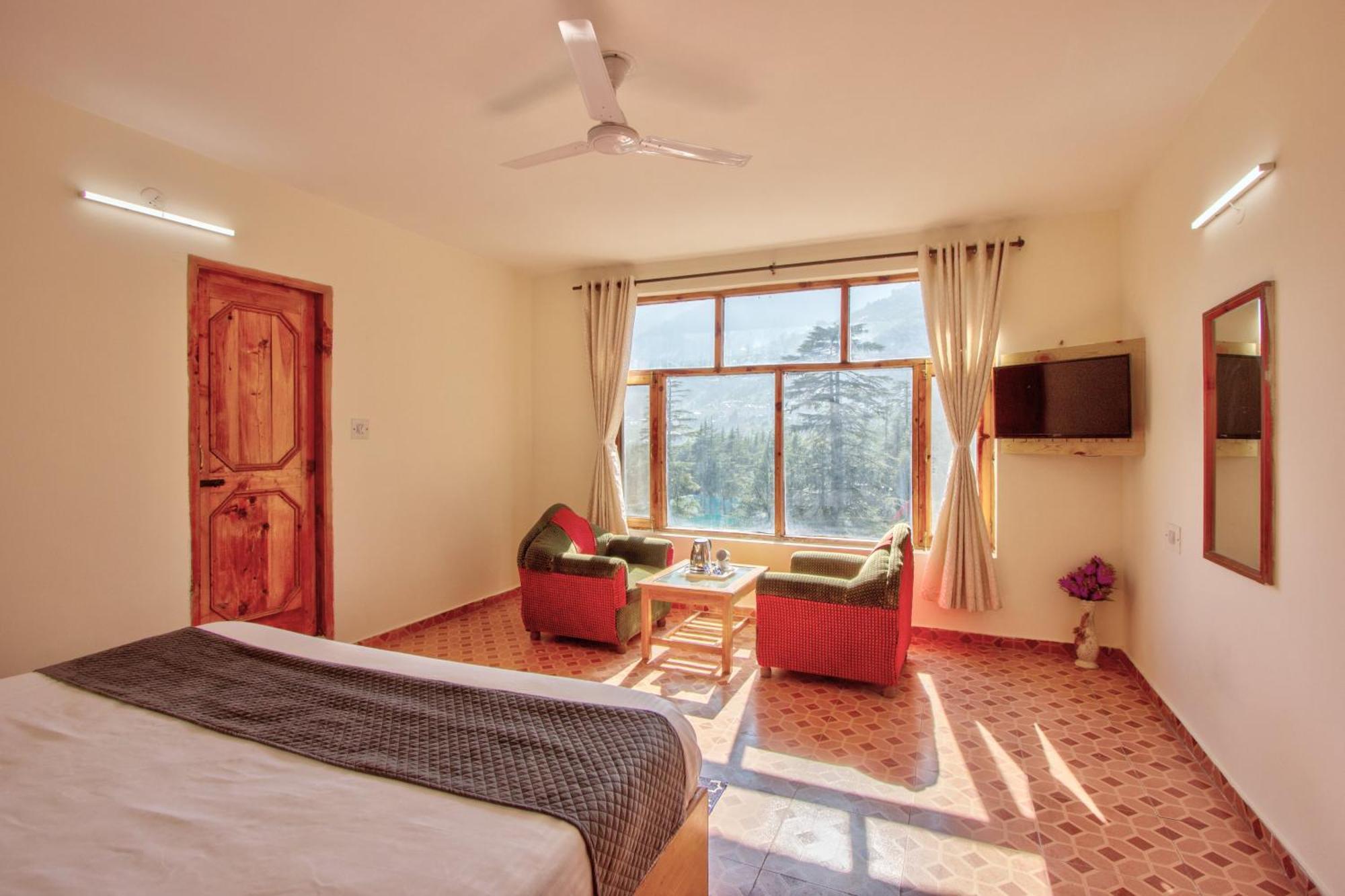 White Mountain Hotel Manāli Buitenkant foto