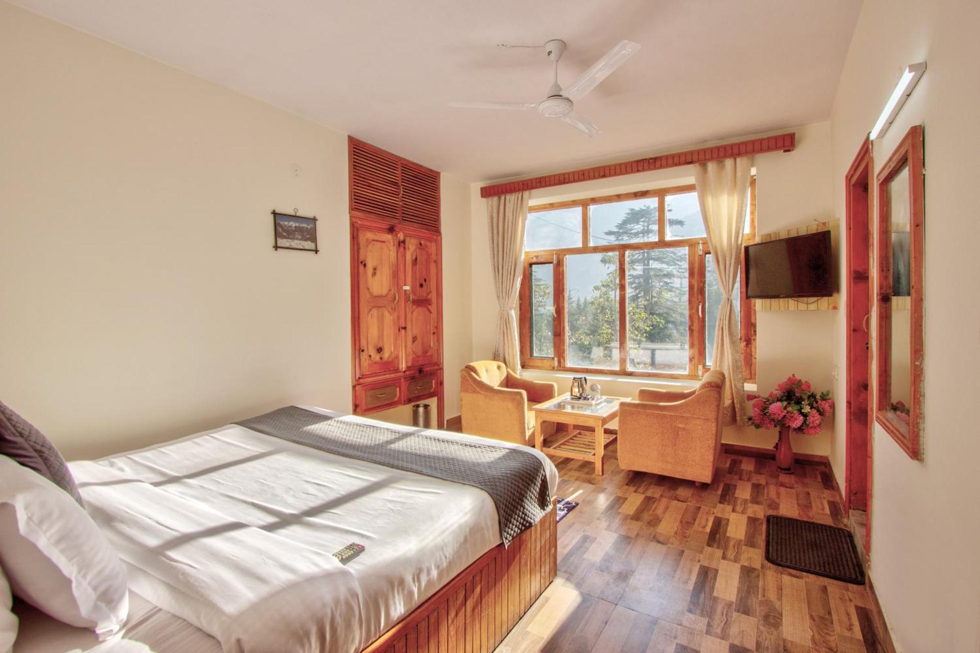 White Mountain Hotel Manāli Buitenkant foto